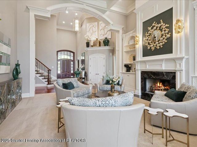 2471 Overglen Court, East Lansing, MI 48823