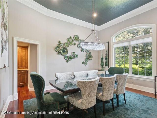 2471 Overglen Court, East Lansing, MI 48823