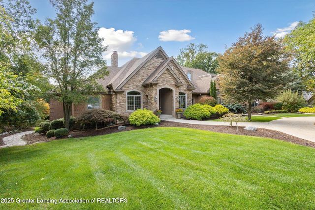 2471 Overglen Court, East Lansing, MI 48823