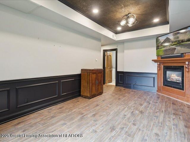 2471 Overglen Court, East Lansing, MI 48823