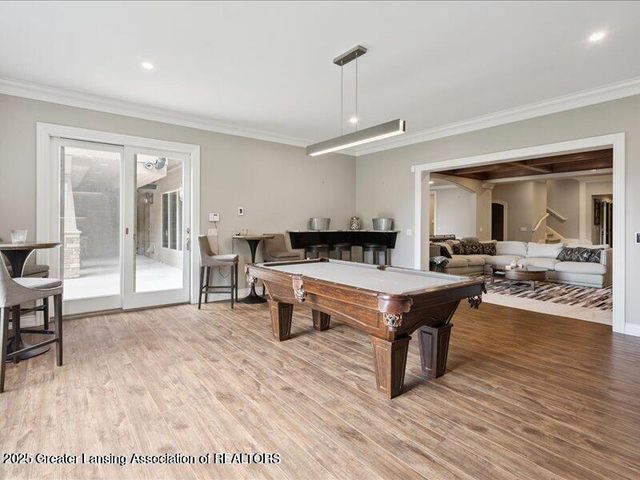 2471 Overglen Court, East Lansing, MI 48823