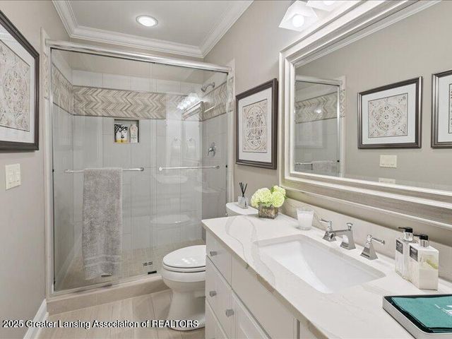 2471 Overglen Court, East Lansing, MI 48823