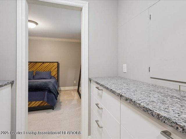 2471 Overglen Court, East Lansing, MI 48823