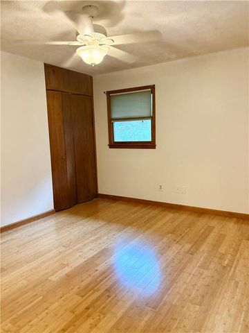 2480 Burton Circle, Morrow, GA 30260