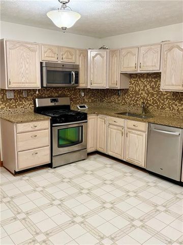 2480 Burton Circle, Morrow, GA 30260