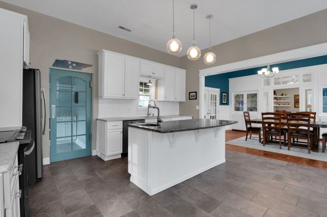 314 4th Ave, NW, Winchester, TN 37398