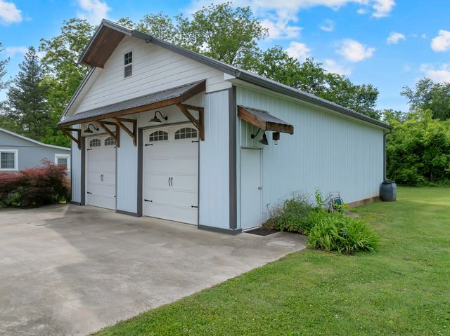 314 4th Ave, NW, Winchester, TN 37398
