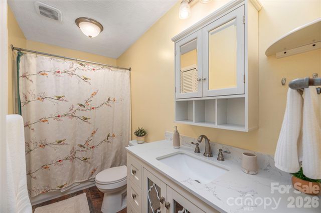 31 Granite Lane, Waynesville, NC 28786