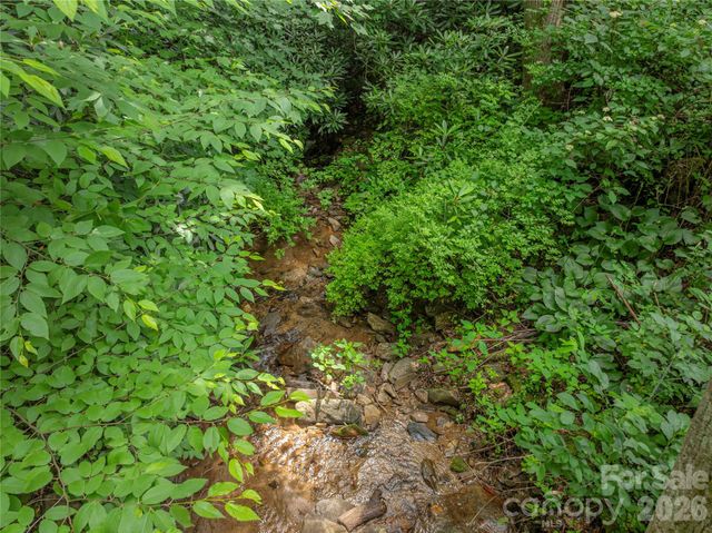 31 Granite Lane, Waynesville, NC 28786