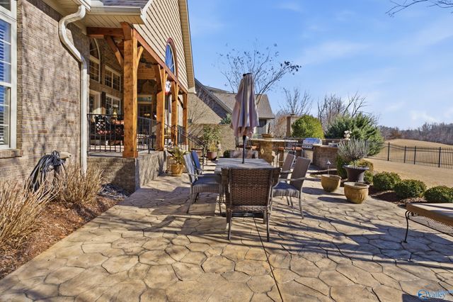 23622 Piney Creek Drive, Athens, AL 35613