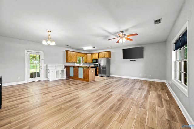 991 Manley Road, Hazel Green, AL 35750