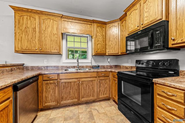 991 Manley Road, Hazel Green, AL 35750