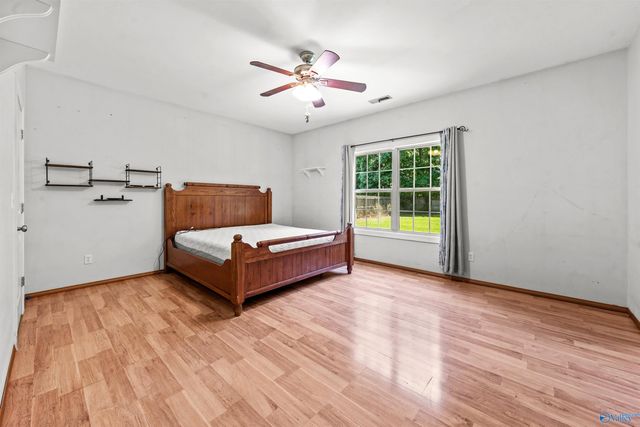 991 Manley Road, Hazel Green, AL 35750