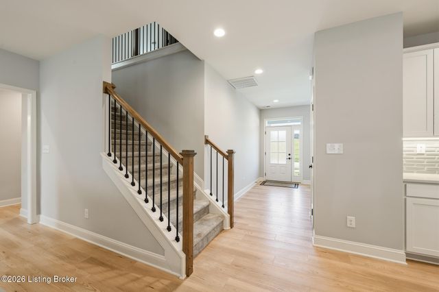 14101 Kings Chapel Way, Louisville, KY 40245