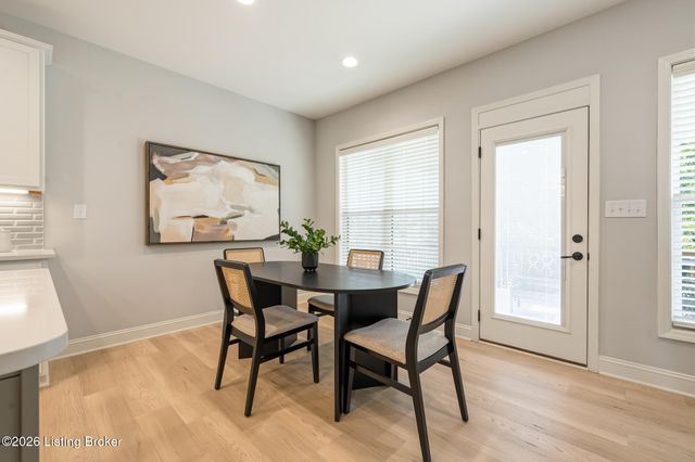 14101 Kings Chapel Way, Louisville, KY 40245