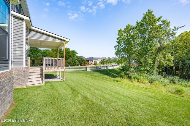 14101 Kings Chapel Way, Louisville, KY 40245