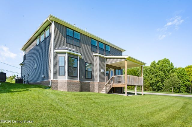 14101 Kings Chapel Way, Louisville, KY 40245