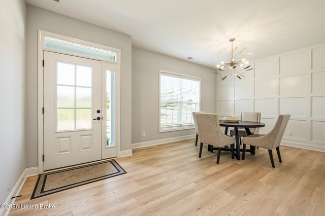14101 Kings Chapel Way, Louisville, KY 40245
