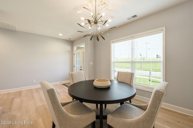14101 Kings Chapel Way, Louisville, KY 40245