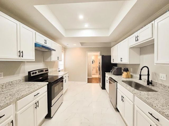 15 S COX ST, Memphis, TN 38104