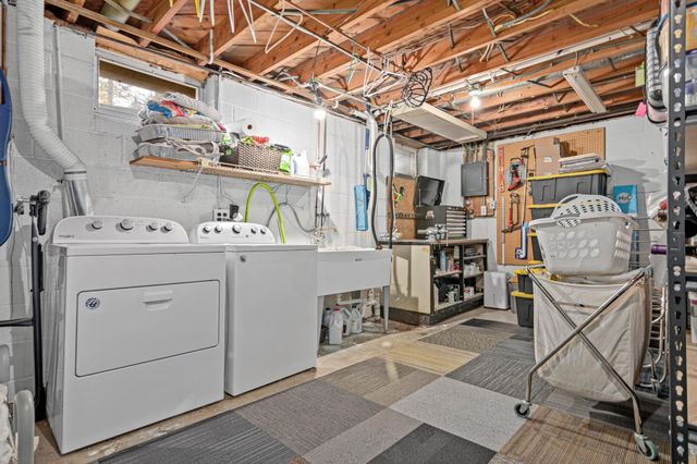 5233 Heritage Hills Drive, Bloomington, MN 55437