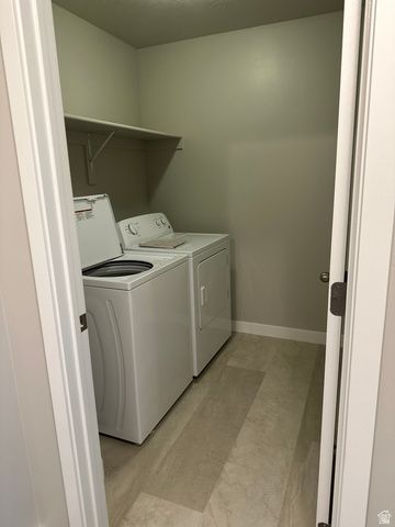 4102 W HARMONY DR, Lehi, UT 84043