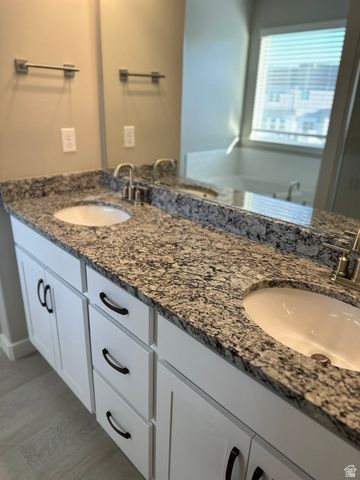 4102 W HARMONY DR, Lehi, UT 84043
