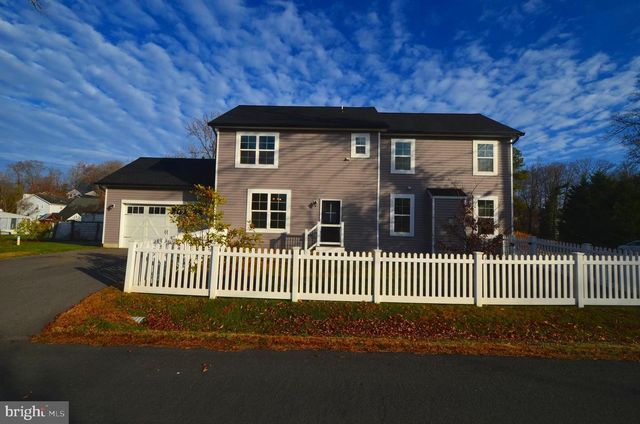 3541 OAK DR, Edgewater, MD 21037