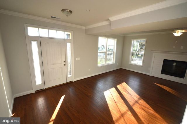 3541 OAK DR, Edgewater, MD 21037