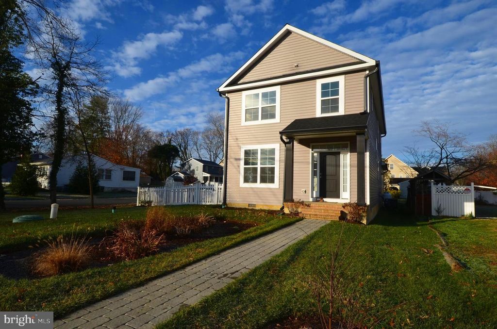 3541 OAK DR, Edgewater, MD 21037