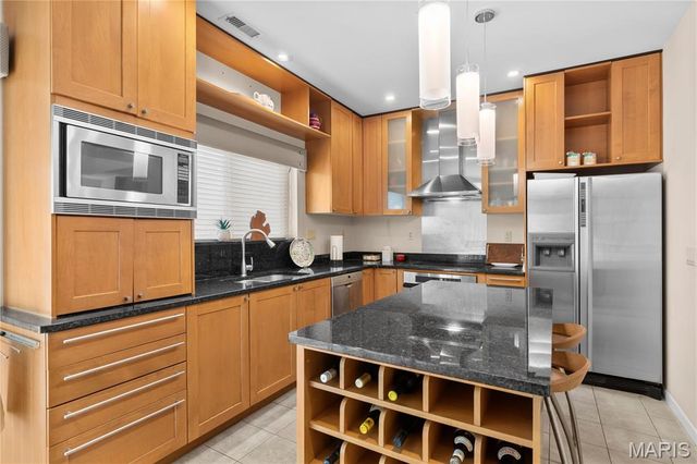 505 North and South 3b, University City, MO 63130
