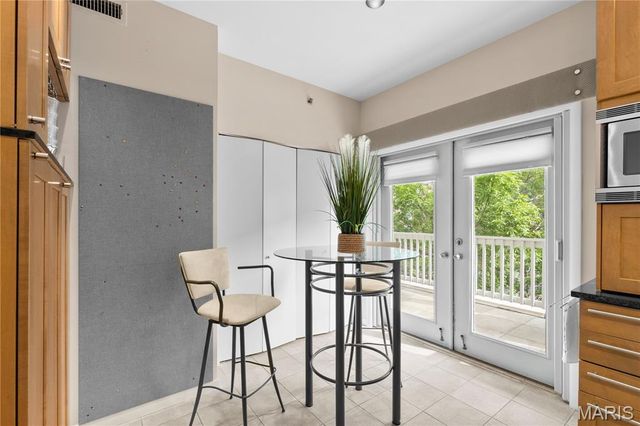 505 North and South 3b, University City, MO 63130