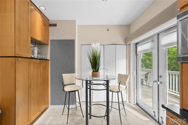 505 North and South 3b, University City, MO 63130