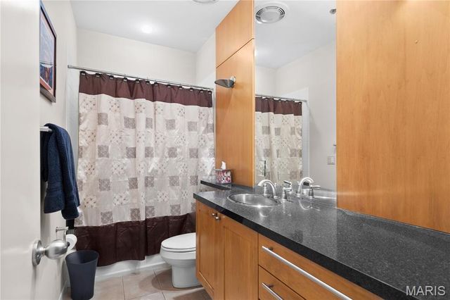 505 North and South 3b, University City, MO 63130