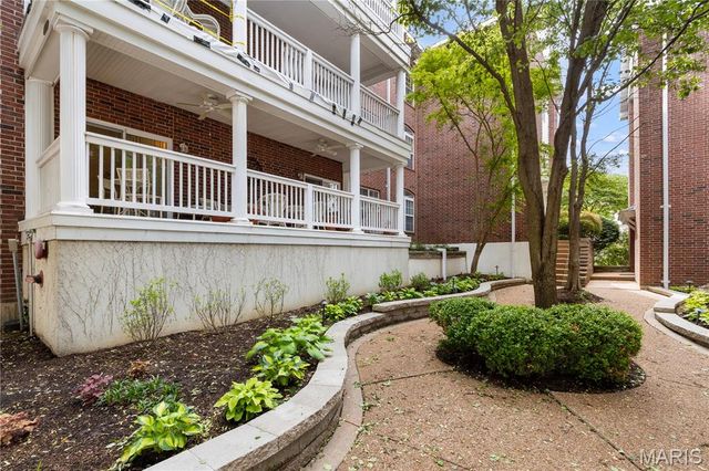 505 North and South 3b, University City, MO 63130