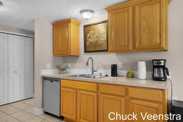 5668 E Town 5, Hudsonville, MI 49426