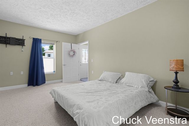 5668 E Town 5, Hudsonville, MI 49426
