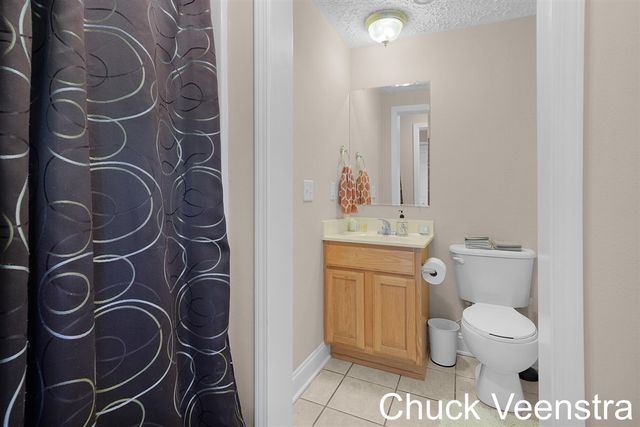 5668 E Town 5, Hudsonville, MI 49426