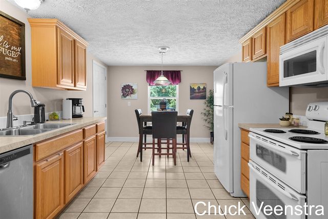 5668 E Town 5, Hudsonville, MI 49426