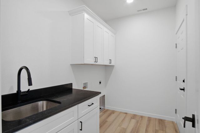 1702 5TH St, Cheney, WA 99004