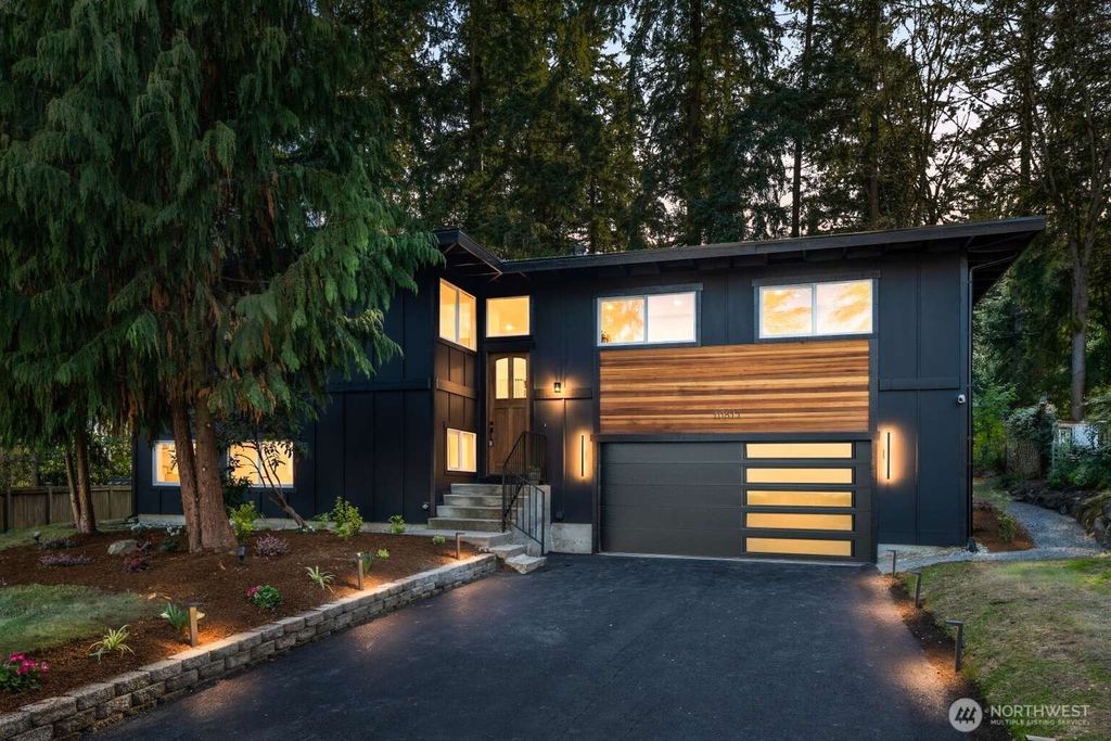 10811 NE 154th Court, Bothell, WA 98011