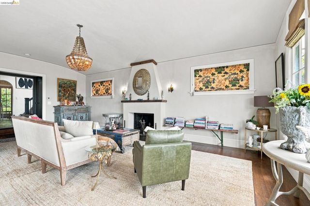 893 Santa Barbara Rd, Berkeley, CA 94707