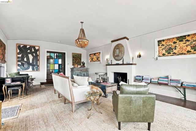 893 Santa Barbara Rd, Berkeley, CA 94707