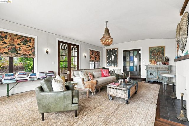 893 Santa Barbara Rd, Berkeley, CA 94707