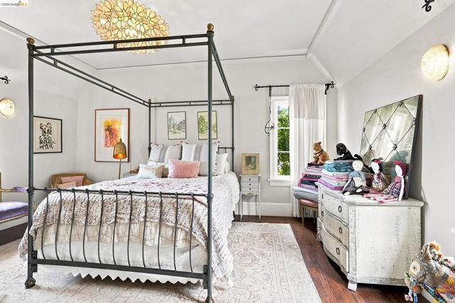 893 Santa Barbara Rd, Berkeley, CA 94707