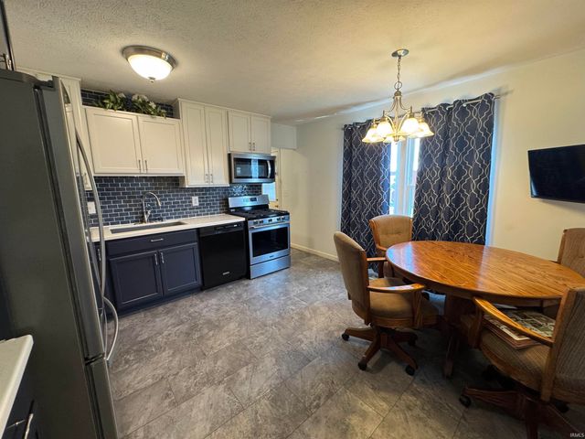 1133 Rosewood Drive, Peru, IN 46970