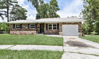 201 SATURN Lane N, Orange Park, FL 32073