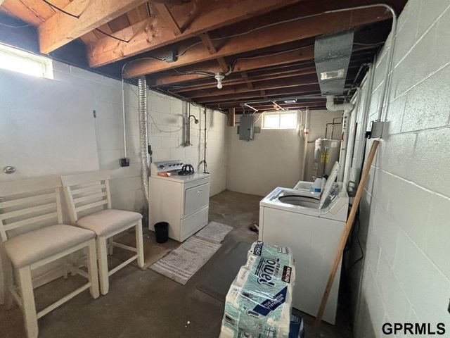 1020 Parkway Drive, Bellevue, NE 68005