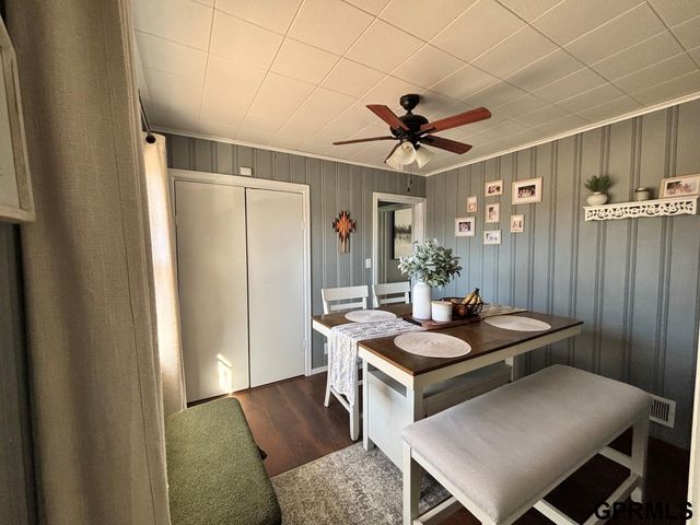 1020 Parkway Drive, Bellevue, NE 68005