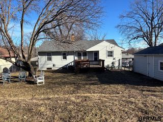 1020 Parkway Drive, Bellevue, NE 68005